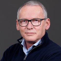 Neuer Mitarbeiter im Vertrieb