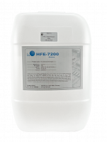 Weißer Kanister mit Etikett mit blauer Aufschrift HFE-7200 Mixture